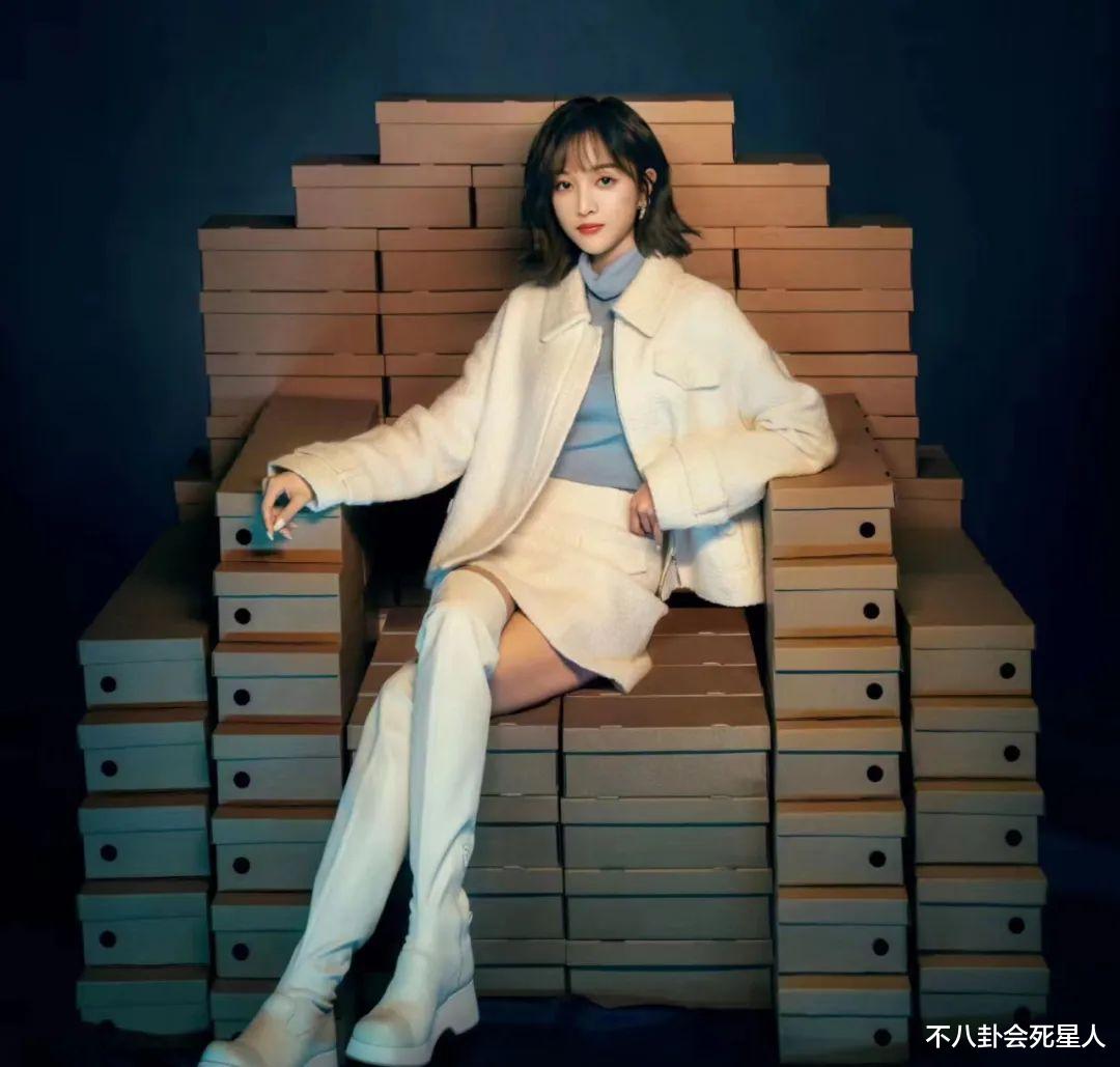 明星文盲再添一员，登上热搜被群嘲，求求“208”们多读点书吧