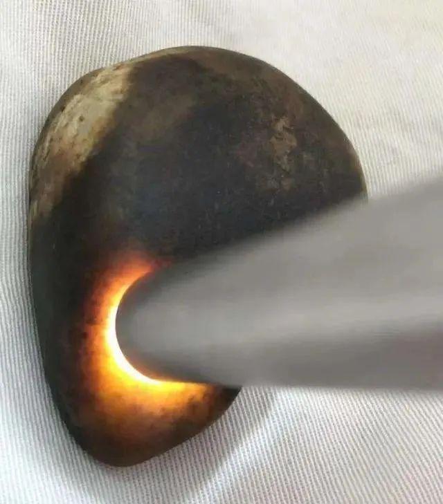 钻石|和田玉打光“无结构”就是好玉？