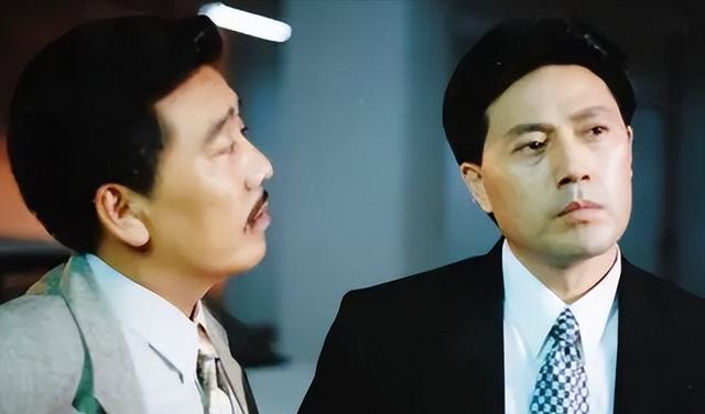 王伟平:25岁成名遇见初恋,结婚39年无绯闻,如今女儿比他更红