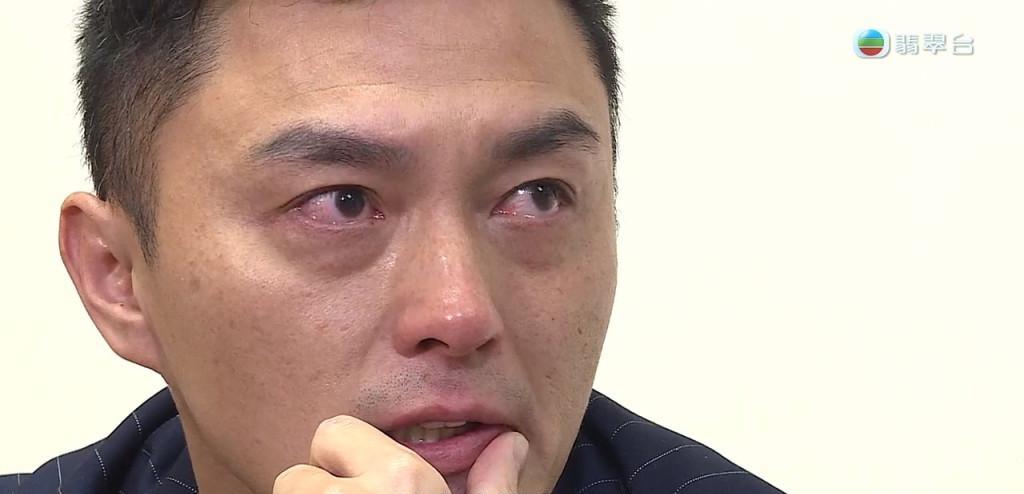 42岁知名港星茶餐厅落寞用餐!今年刚经历18天牢狱生涯,立见沧桑