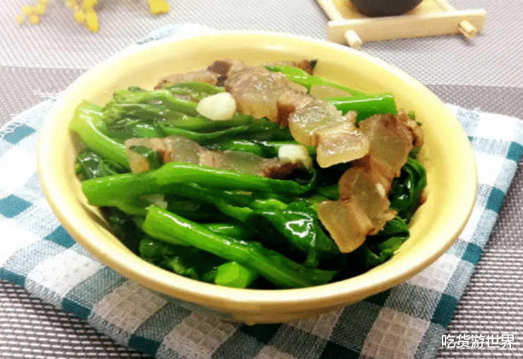 食盐|冬季要“养骨”，建议多吃5样“补钙大王”，强筋壮骨，手脚有劲