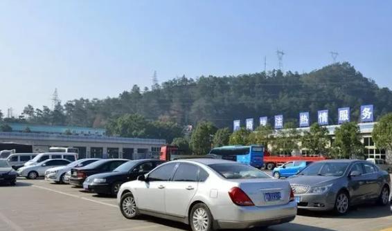 “取消年检”呼声越来越大，车主反问检测员：检不检有何区别？