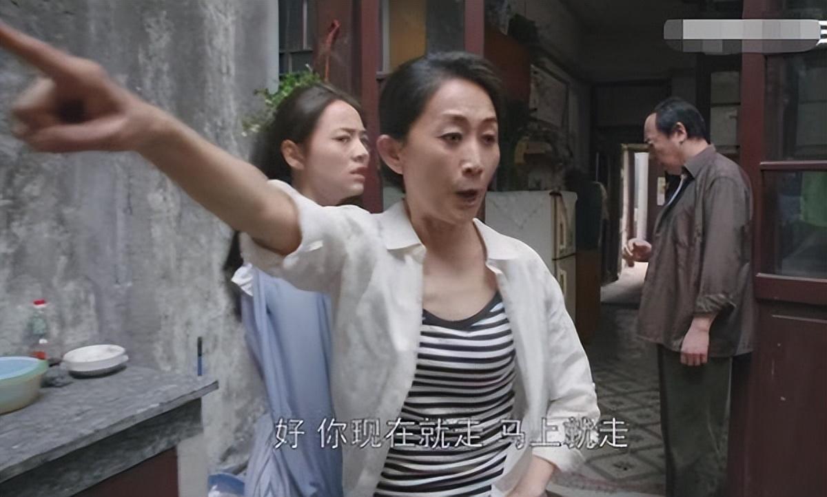 苏明玉|《都挺好》深度解析1：同样是女儿，朱丽有多幸福苏明玉就有多惨