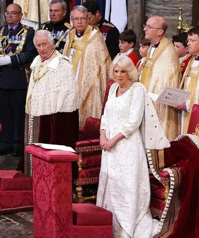 弄巧成拙|弄巧成拙,卡米拉的“限冠令”意外成就他人,凯特成为最大的赢家