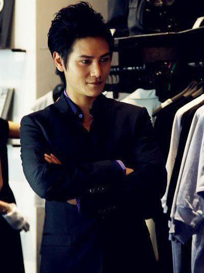 丁子峻|豪门太子丁子峻：赵丽颖背后的男人，因照顾李玟，遭公司高层报复