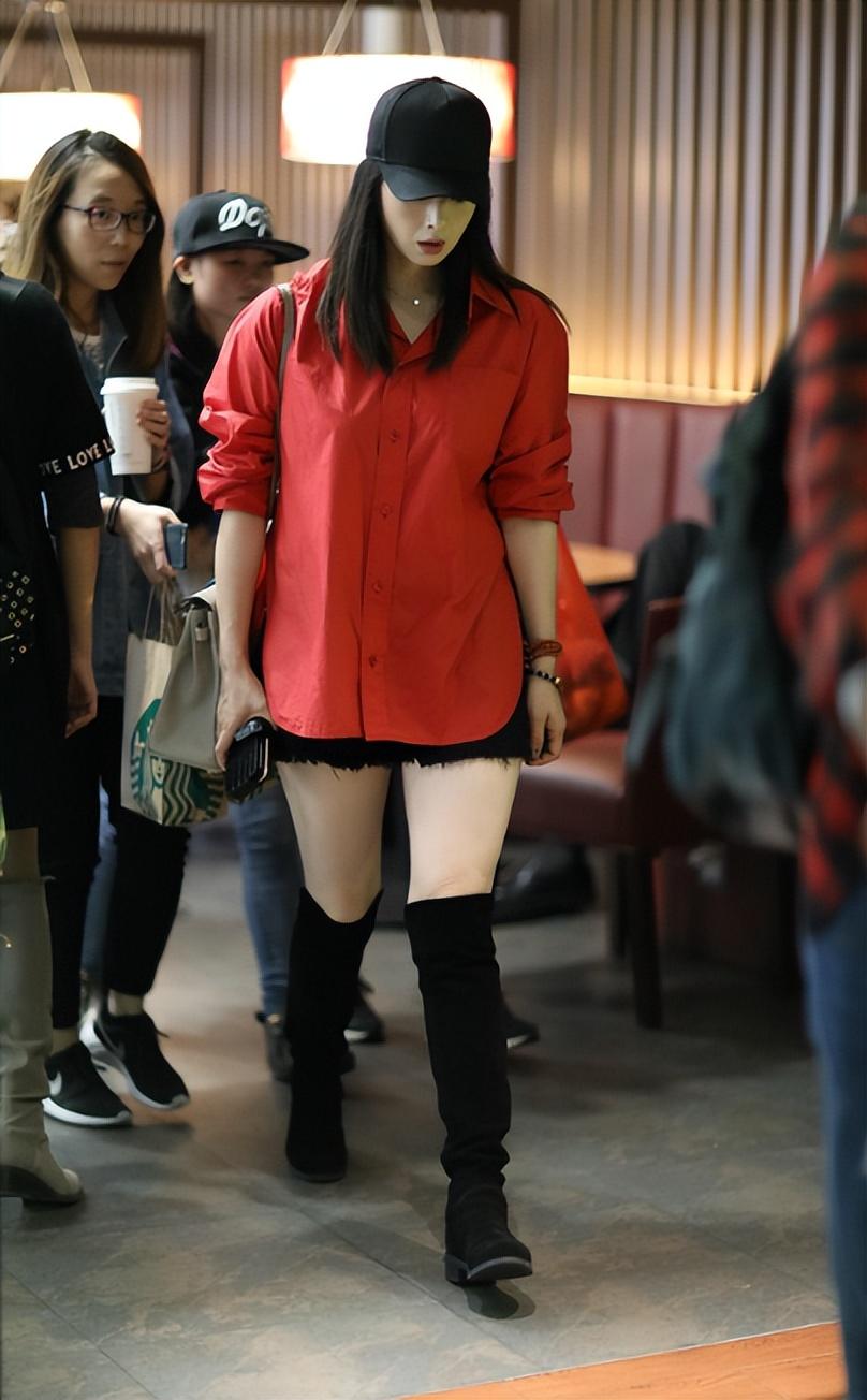 40岁无人敢娶的蒋欣，已经活成了一个笑话？