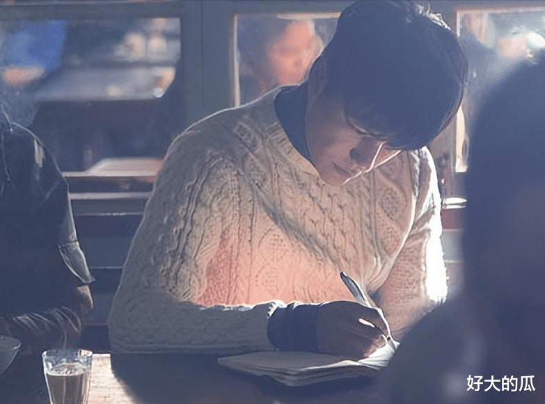 陈坤21岁的儿子晒出劳斯莱斯豪车，面相浮现生母基因，陈坤回应了