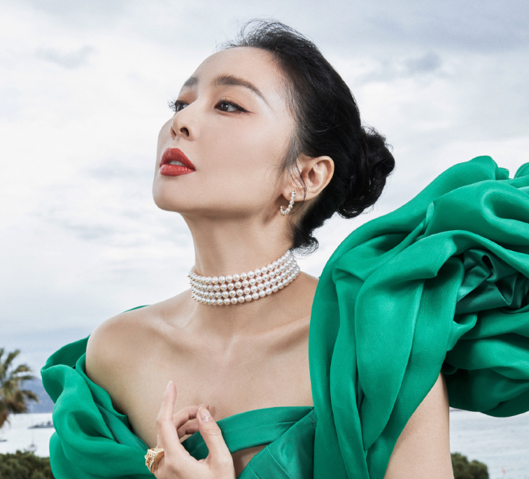 预告片|戛纳翻车！高叶礼服皱巴脱线，张雨绮脚趾挤鞋外，网友：要赔钱了