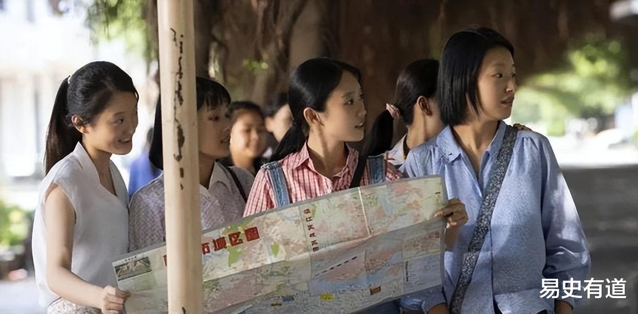 初三被迫退学,妹妹被骗爸爸让她拿钱,父亲去世后她多年不再回家