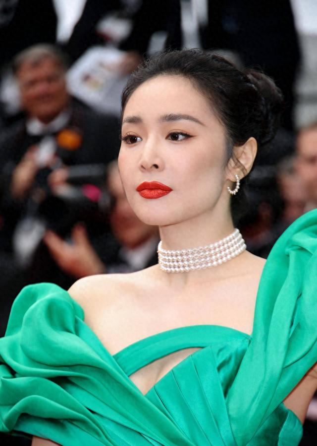 “一夜爆红”到“打回原形”,高叶只用半年,终是步了张小斐后尘