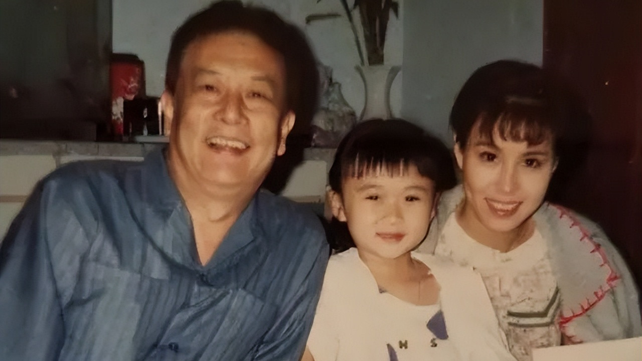 张英才|88岁老戏骨离世，曾与谢贤齐名，多年不得女儿相认晚年孤苦凄凉