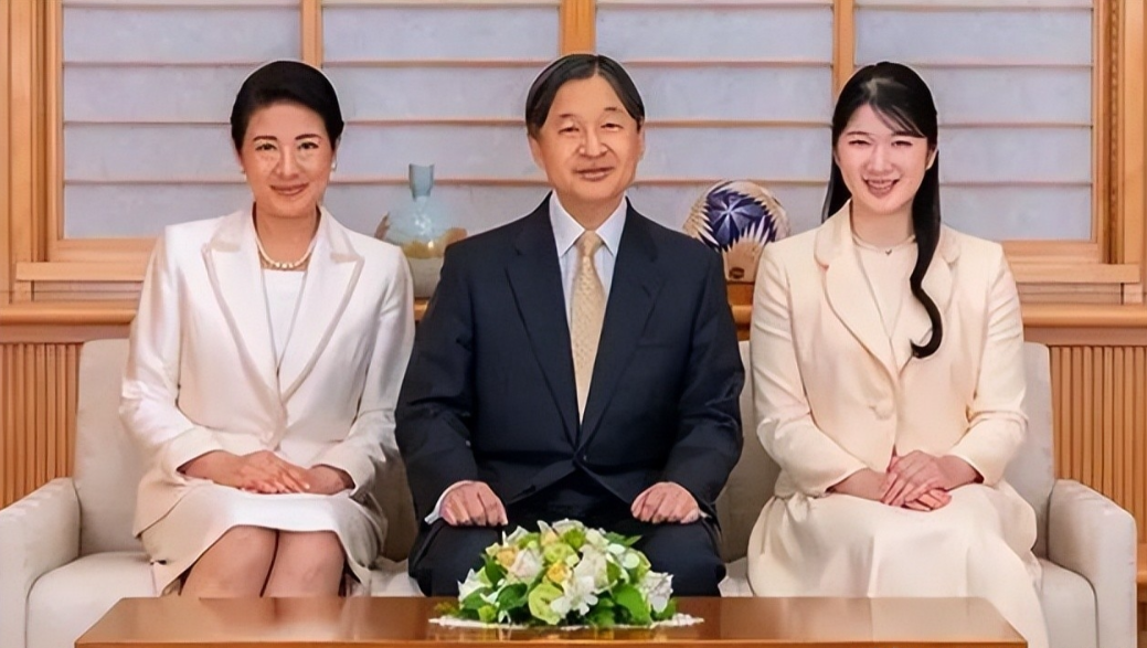 发型 日本爱子公主换新发型！长发剪成齐肩发变甜美，酷似年轻时的雅子