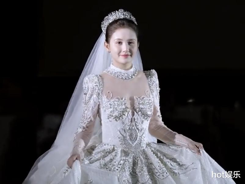 王思聪最美前任大婚，男方被曝官二代，身高颜值远超王思聪