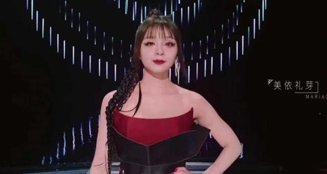 ella|《浪姐4》主题曲站位谜底揭晓，Ella居C位，6人被力捧，4人成陪衬