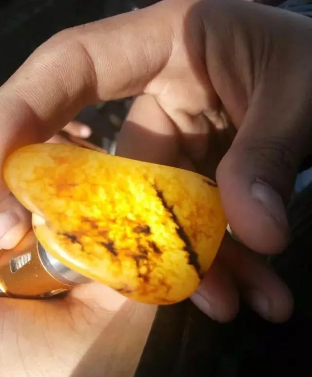 撕开假皮！玩籽料不打眼，进来看！