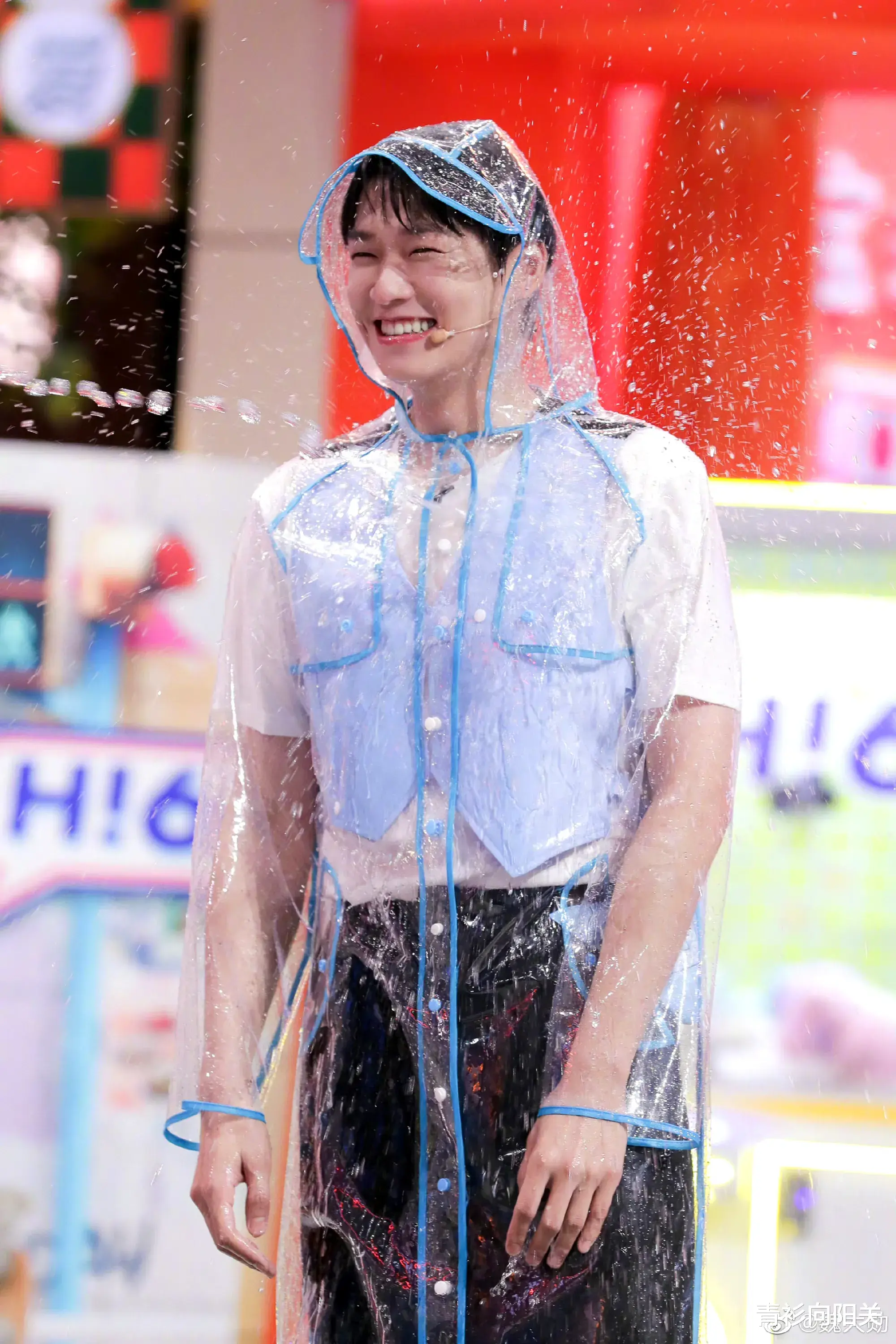 魏大勋《我的人间烟火》孟宴臣喜提百万播放,暑假限定出圈第一人