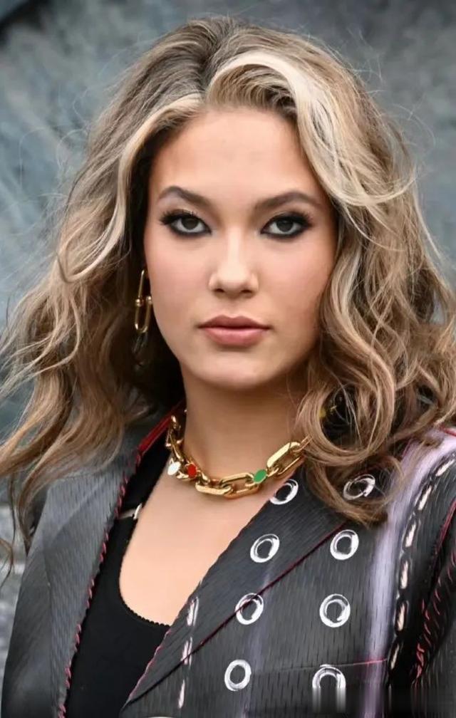 时装周|顶流女明星私下玩得这么花?