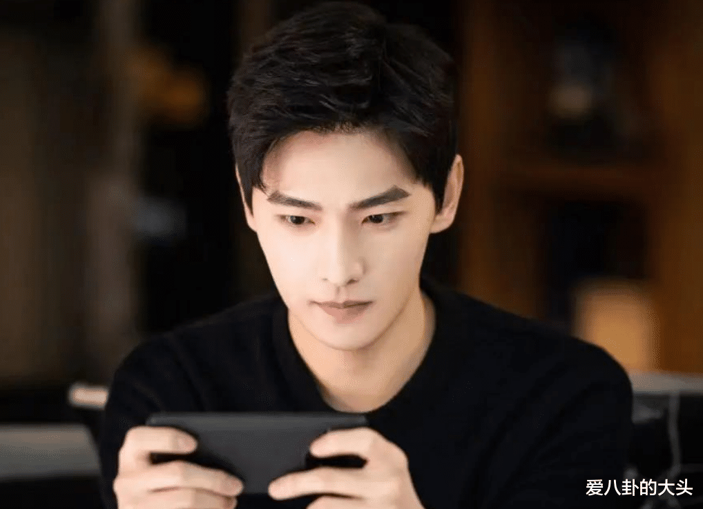 泰国评“中国十大古装美男”，杨洋第三，肖战上榜，第一让人意外！