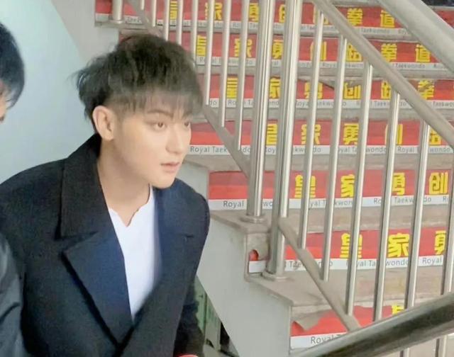 谢娜|期待！《萌探3》“老+新”嘉宾阵容曝光，谢娜为综艺首秀暴瘦20斤