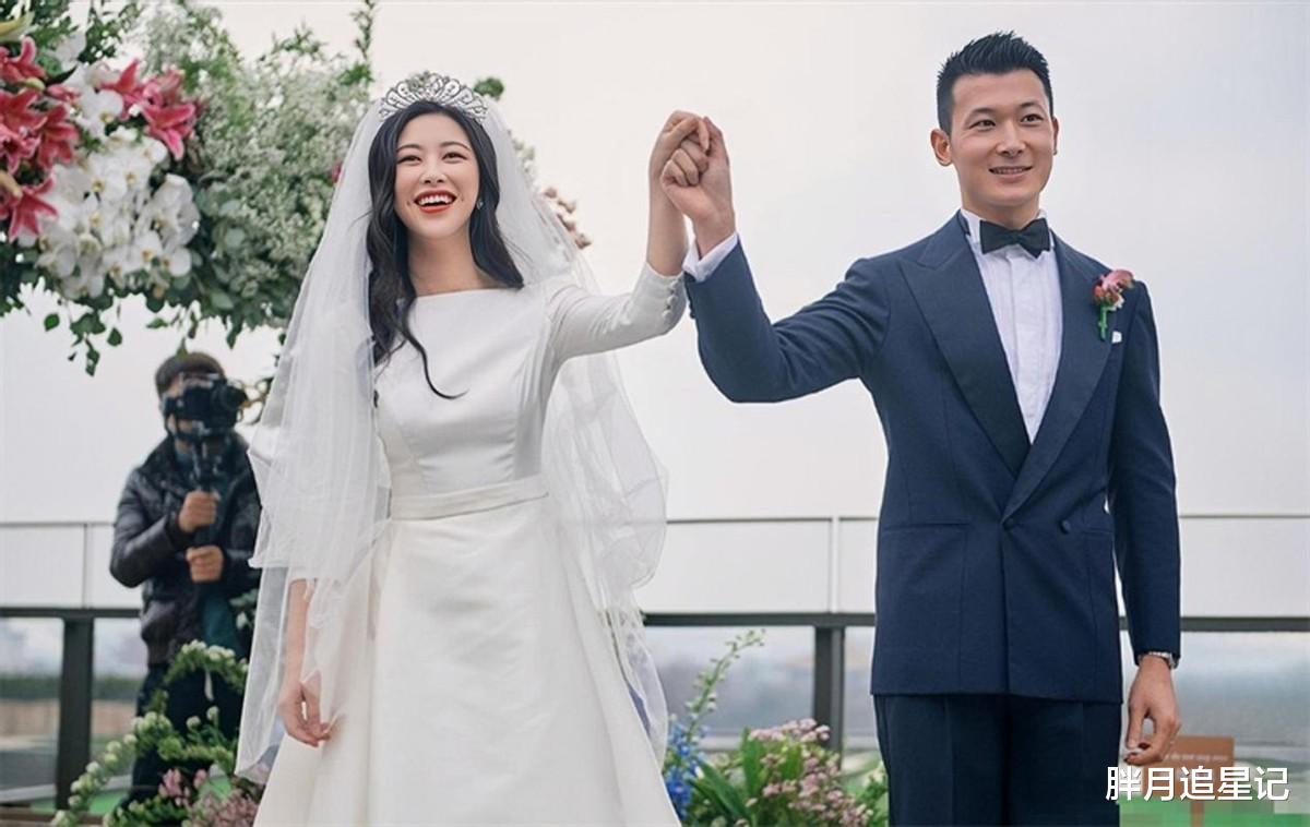 朱珠|“顶级名媛”朱珠，名门出身、甩法拉利总裁，如今事业爱情双丰收