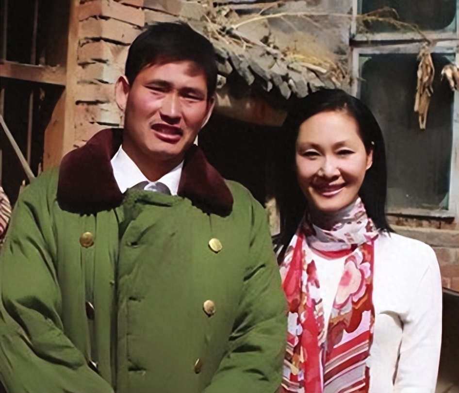 于文华摊牌了，承认和朱之文有特殊关系，原来我们一直被蒙在鼓里