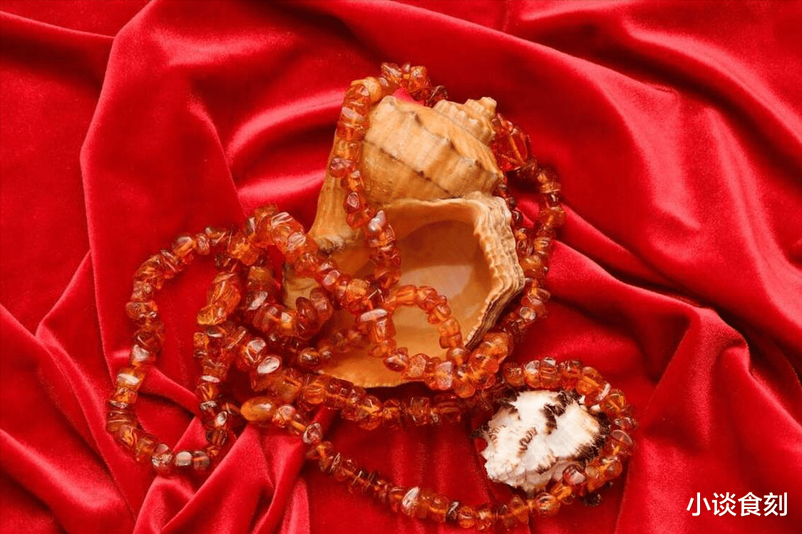 生肖|2024甲辰年将至,老人说“太岁当头做,三人穿红衣”,是啥意思?