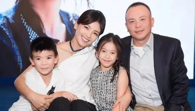 刘涛离开同居4年男友,29岁闪婚嫁豪门,风流往事颠覆你的认知