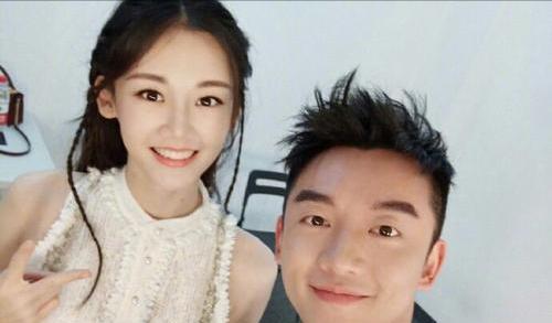 郑恺自曝一天赚7亿,请20个保姆绰绰有余,为何让岳母伺候全家?