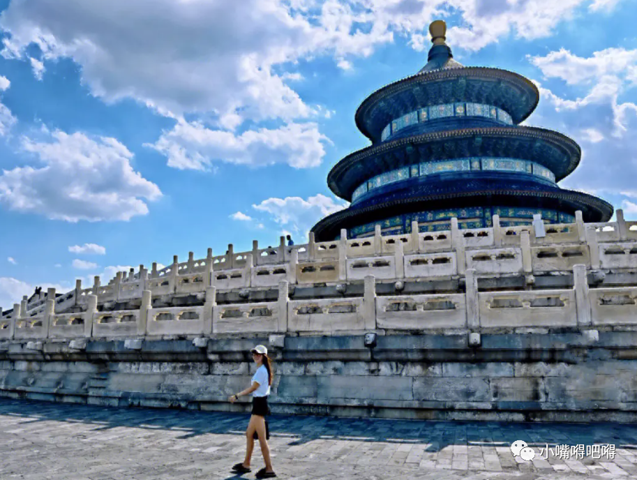 杨幂终于拿回女儿抚养权，女儿回北京上学，母女俩重逢欢聚