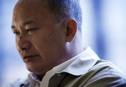 吴宇森:儿女都不结婚,和妻子双双身患癌症,现如今靠卖房子治病