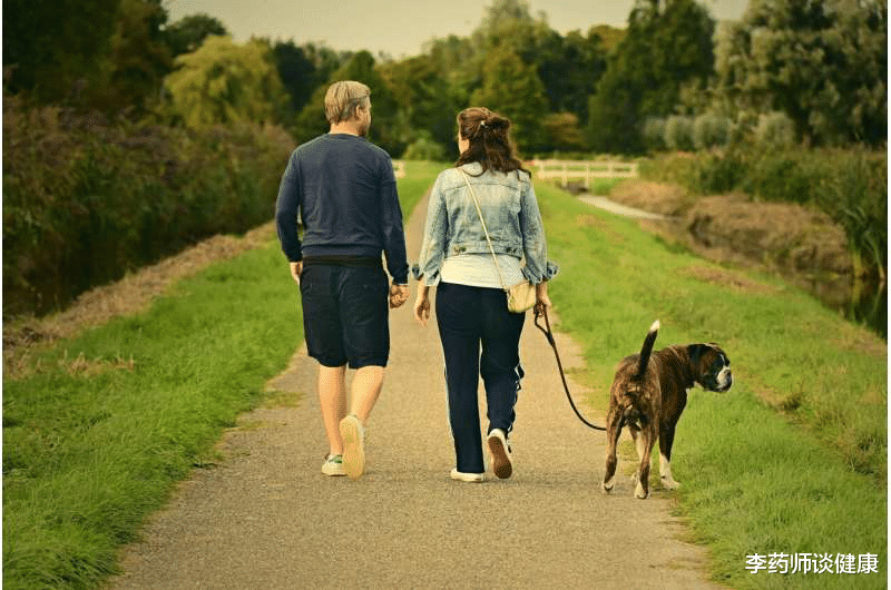 多活动别久坐!EHJ新研究:每天运动5分钟,也能有益心脏健康!