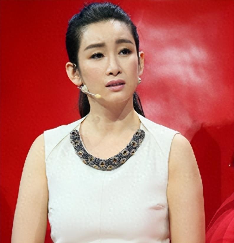 秦海璐“巨婴症儿子”现已8岁,如今看到长相后,网友:有些意外