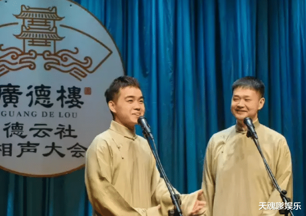 知名演员文章凌晨激动发文,高调喊话“真开心”,对方回复引争议