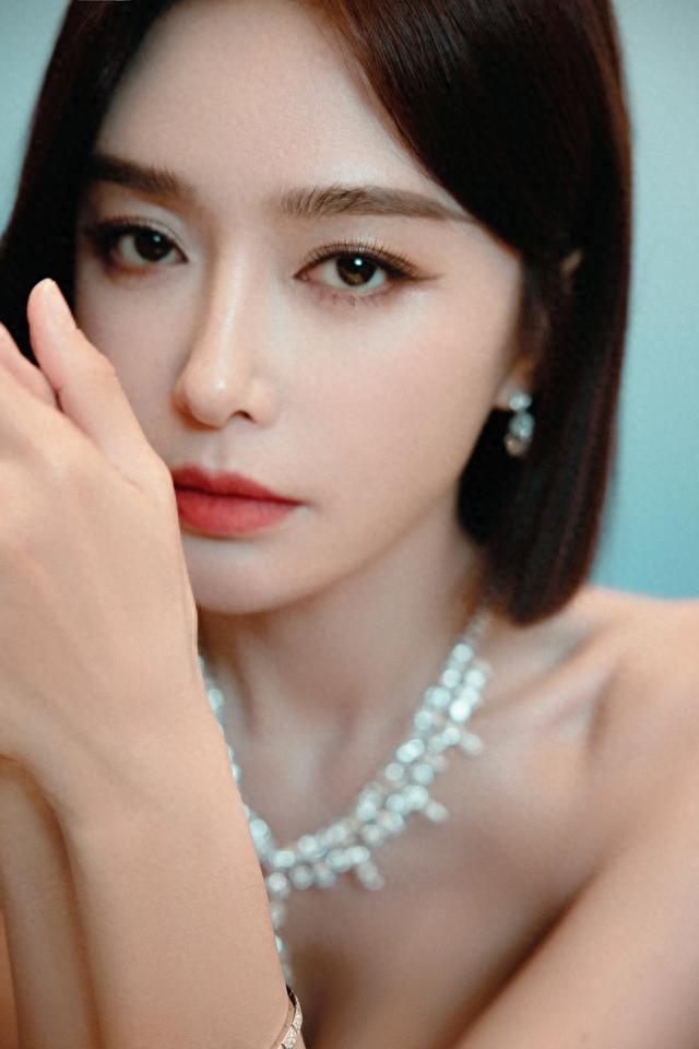 秦岚——又美又大