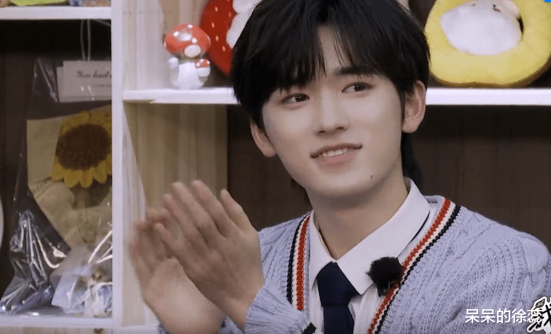 宋亚轩|《我们的客栈》：“口无遮拦”的张杰，让观众看清了宋亚轩的为人