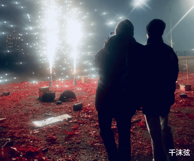 董洁|潘粤明董洁复合添新证！男方头像高调示爱，一起居家做饭幸福如初