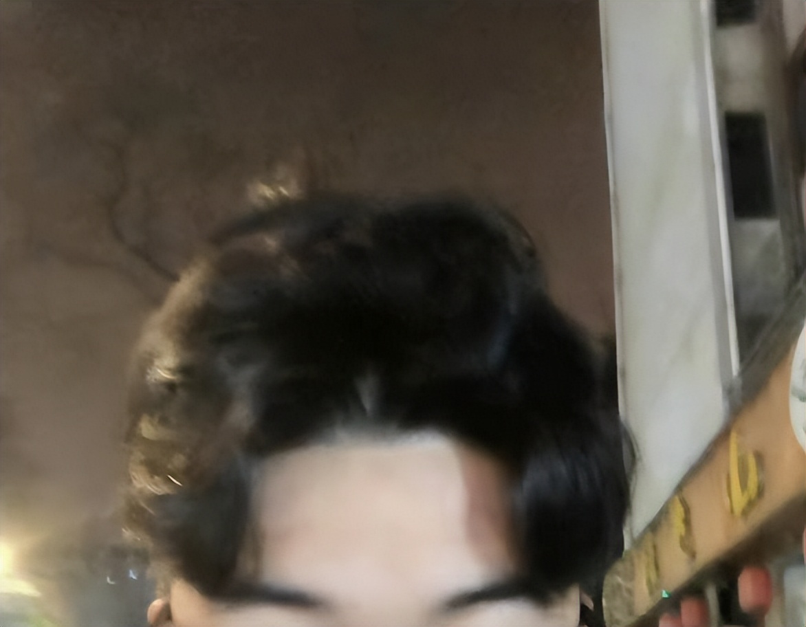 从辛芷蕾变高晓松，差的只是一个烫头的距离