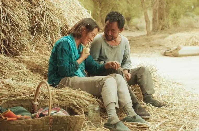 央视《上甘岭》停播,24集抗战剧热血沸腾,主演阵容陷入争议