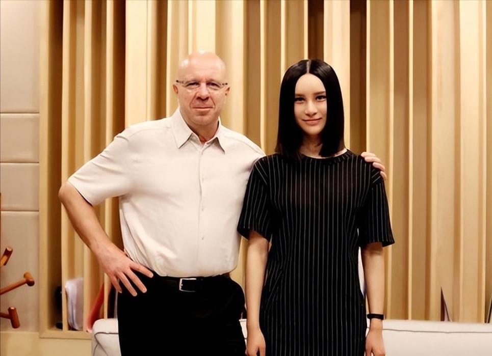 “黑心老板”尚雯婕,压榨员工,逼疯旗下艺人,被曝光后她怎样了