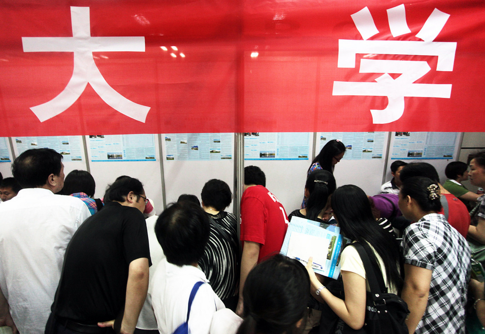 孟羽童|终于还是分道扬镳了？格力删除孟羽童相关视频，本人回应略显落寞