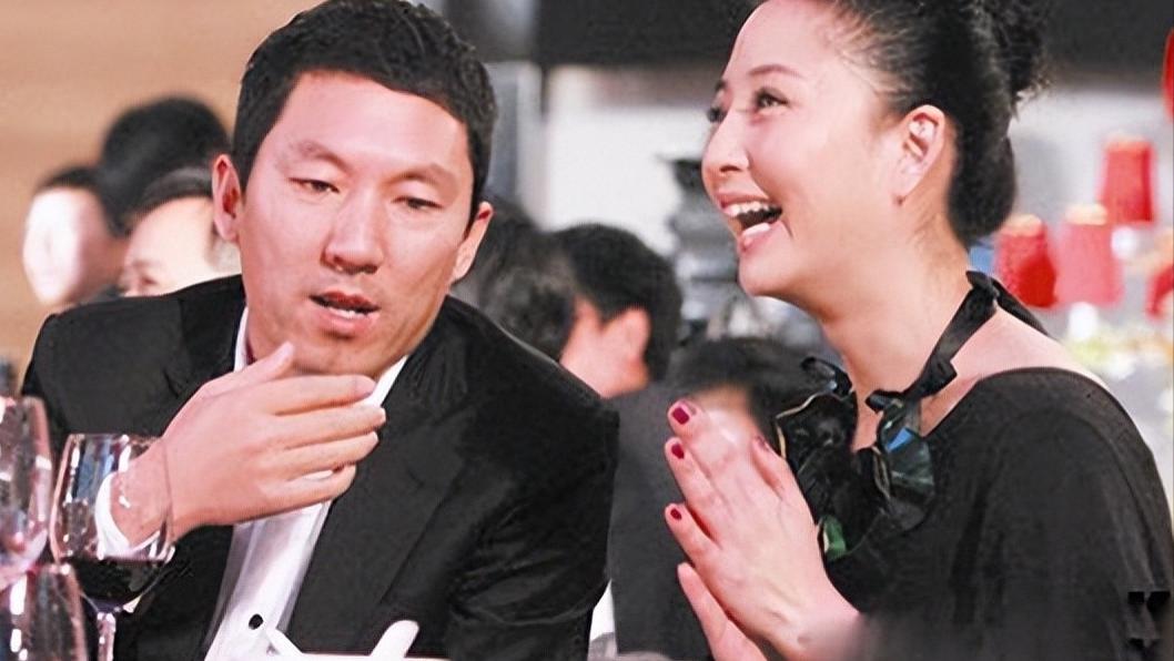 这一次，臭名昭彰的“家暴男”孙东海，将魔爪伸向了张柏芝母子