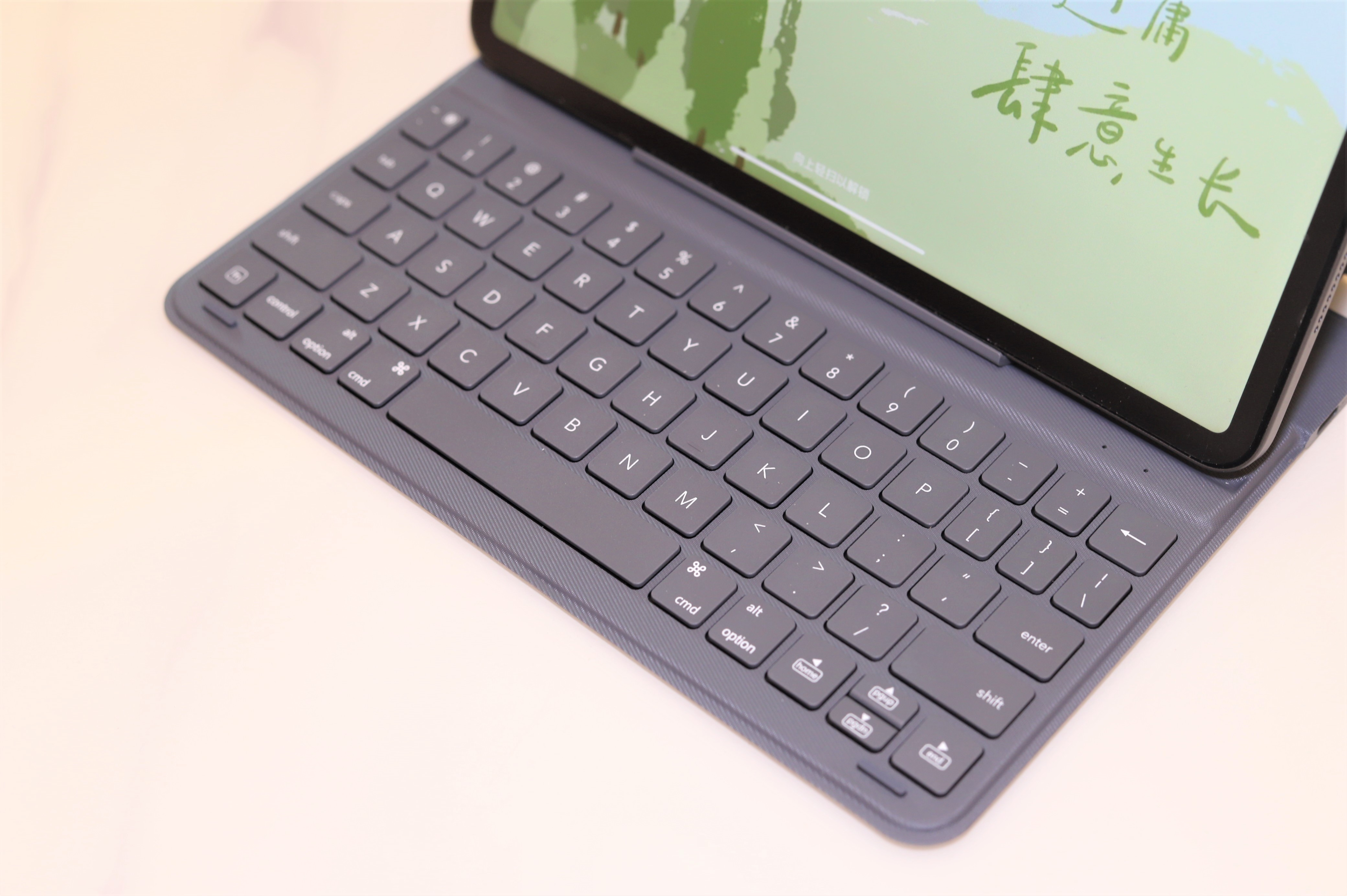 键盘|出差新装备！扔掉笔记本电脑，iPad Pro+键盘是否可行？