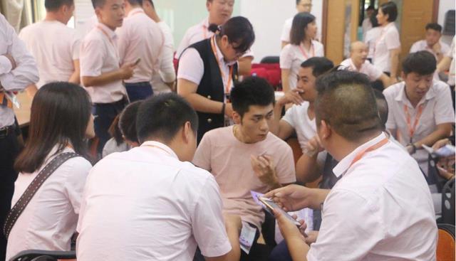 许多|为什么许多企业在疯狂招聘工人，同时却把优秀员工挤了出来？