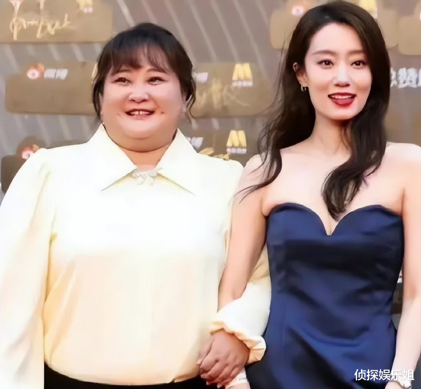 贾玲减肥成功，新片剧照瘦到不敢认，全身小一圈手臂肌肉抢镜