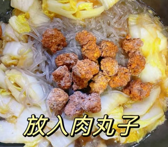 白菜|冬天,遇见这菜别手软,简单焖一锅,营养又解馋,顺利度过寒冬