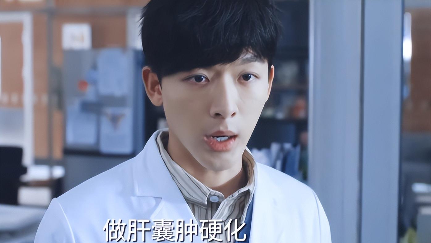 一个太会装，一个太能哭，两个人撑起《非凡医者》所有掌声！