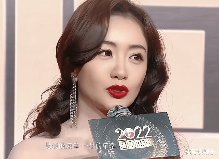 迪丽热巴|一个呆，一个僵，两个人给上星大剧拖后腿，观众看了真“憋屈”