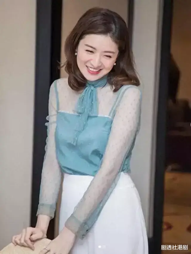 前TVB小花嫁豪门后过上少奶奶生活，近况曝光，仍性感可爱