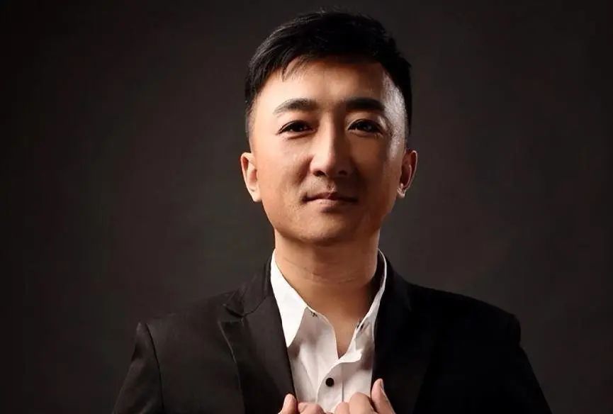 又一演员离世！发病到去世才10天，留下娇妻和7个月大的儿子