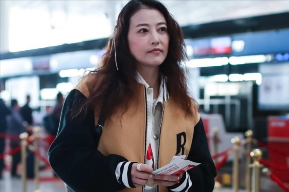 悲痛!急诊医生曝周海媚病情,发病照曝光,母亲一句留言令人泪目